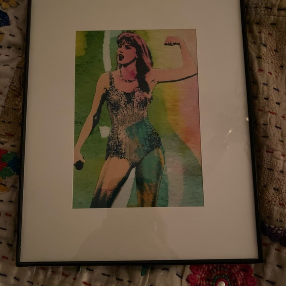 Taylor swift art print in 8x10 frame. - Picture 7 of 7